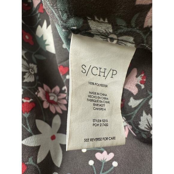 Cabi Size Small Button Front Henley Blouse Floral Print Work Gray Red Office - Picture 7 of 11